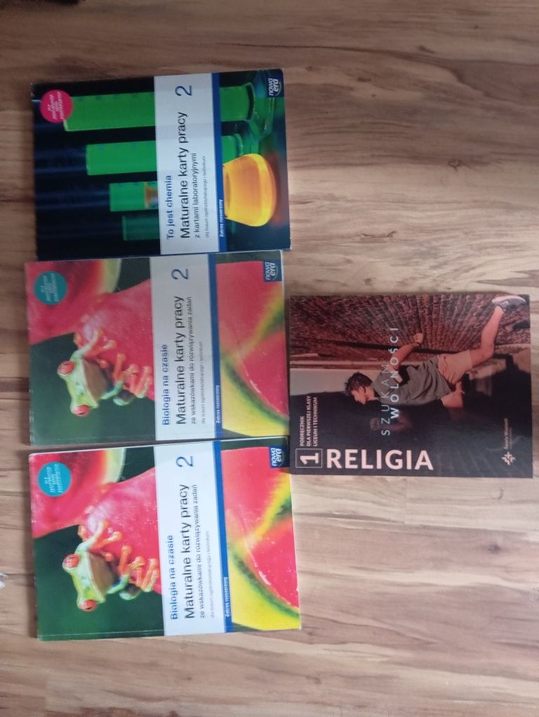 Książki 3 oraz 2 klasa, książki rolnictwo/weterynaria