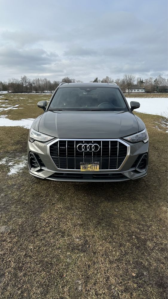 Продам Audi Q3 S line 2020