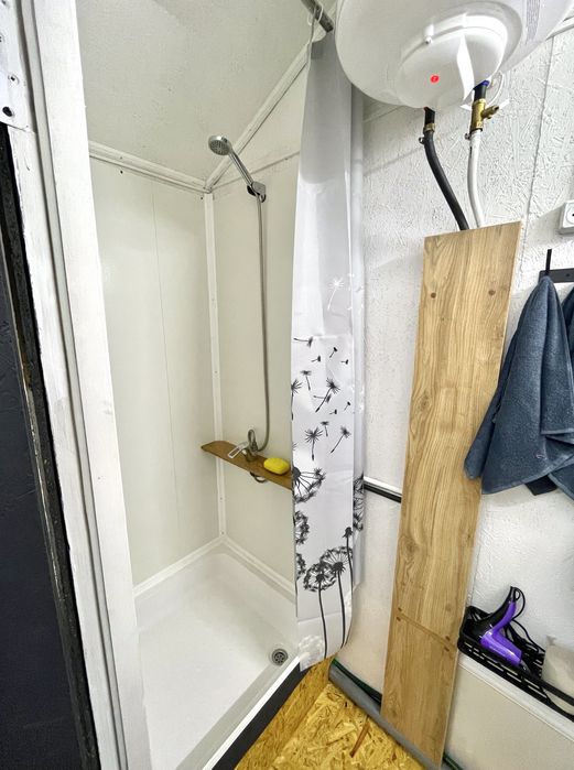 Відпочинок на природі у сучасному міні-будиночку.  Для двох