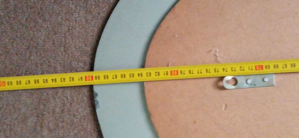 Дзеркало овальне з підвісом на стіну