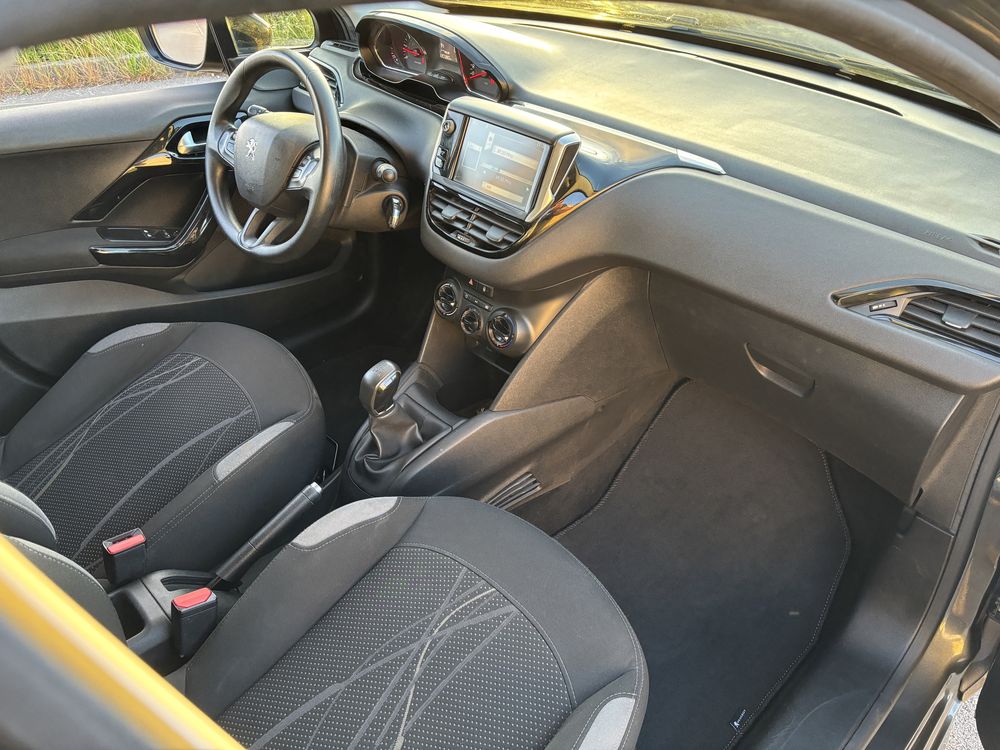 2013 / Peugeot 208 Style / Irrepreensivel / Garantia