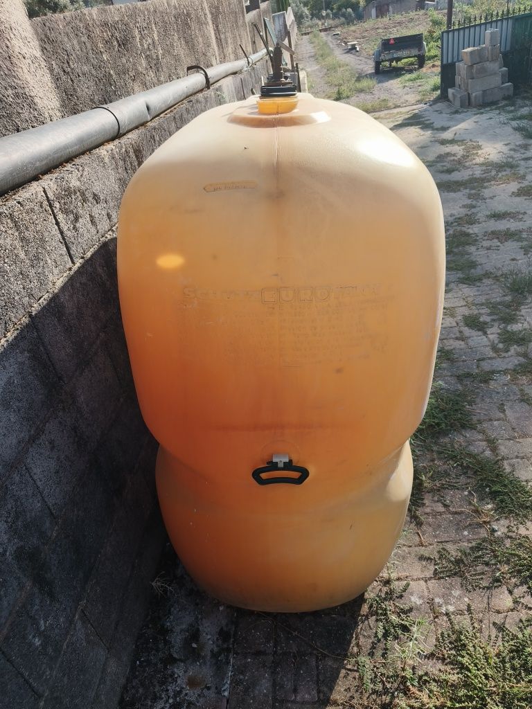 Depósito de mil litros