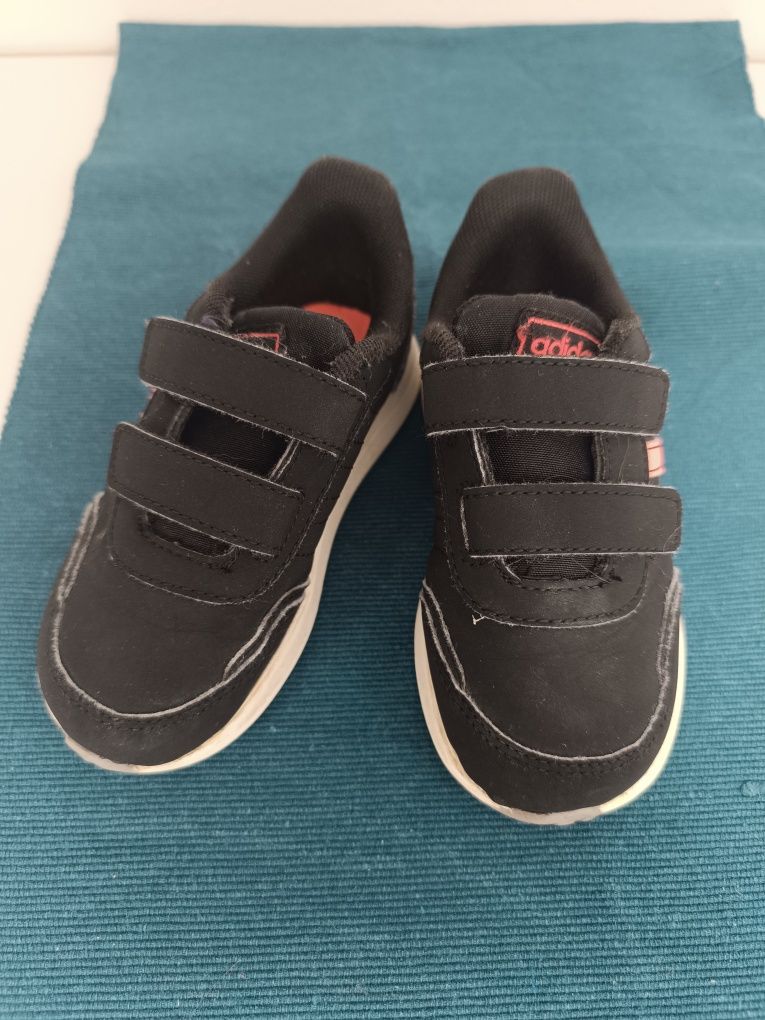 Adidas Buty Dziecięce Rzepy Vs Switch 3 Fw6662