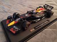 Bolid F1 Max Verstappen Red Bull RB-19 2023 model w pudełku na prezent