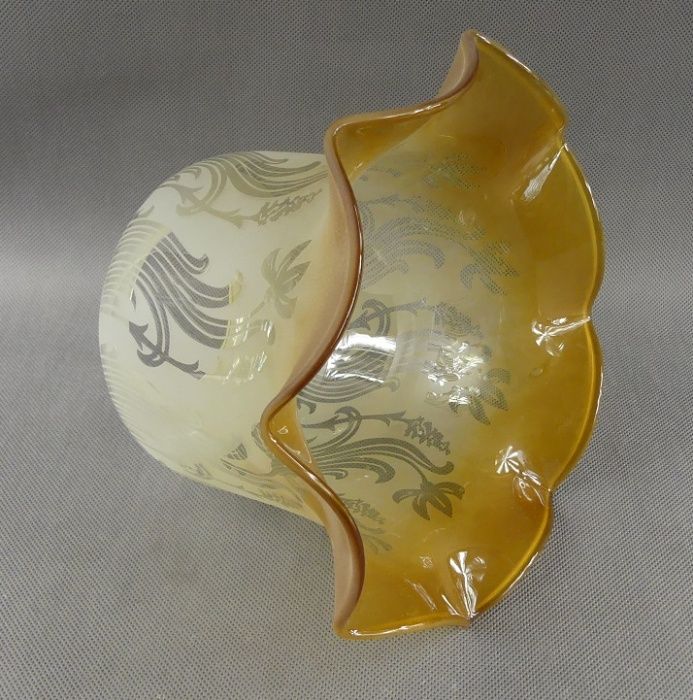 Miodowy TULIPAN klosz LAMPA NAFTOWA 8,9 cm