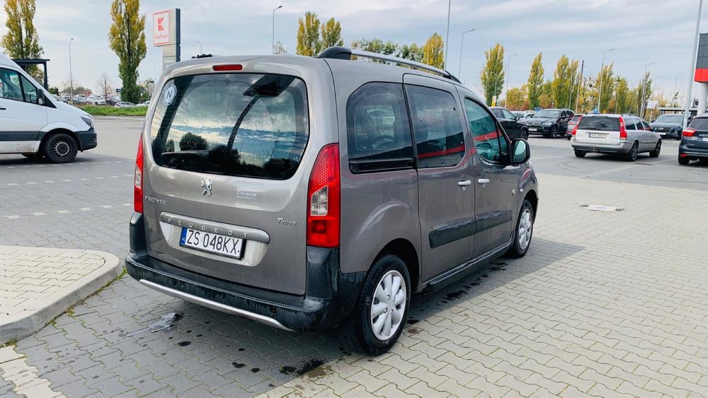 Peugeot partner Wypożyczalnia wynajem aut szczecin nrent.eu