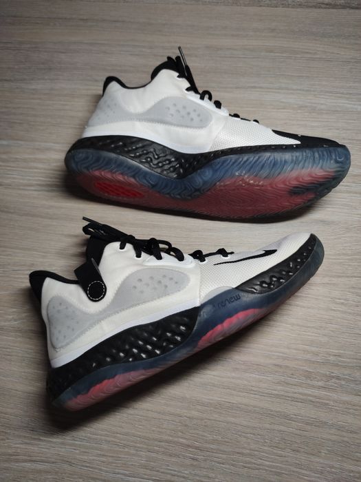 Оригінальні чоловічі кросівки NIKE KD TREY 5 Vii