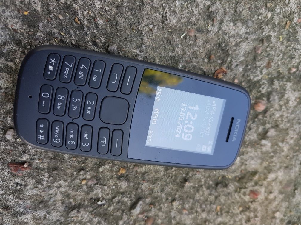 Nokia 105  w bardzo ładnym stanie