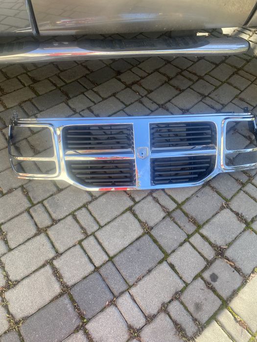 Grill Atrapa Dodge Nitro