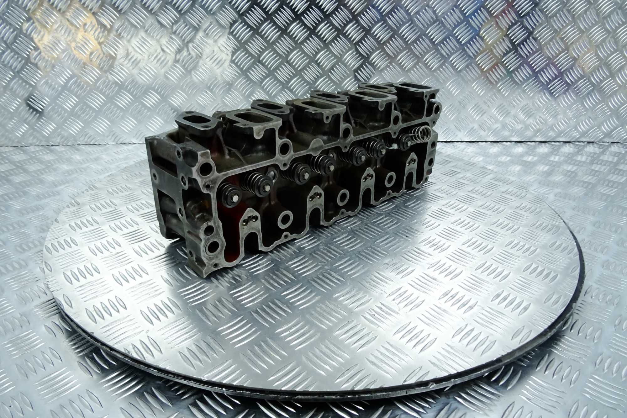 Głowica do silnika Deutz F4L1011. Cylinder head Deutz 1011