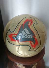 Bola Adidas Fevernova FIFA Mundial 2002