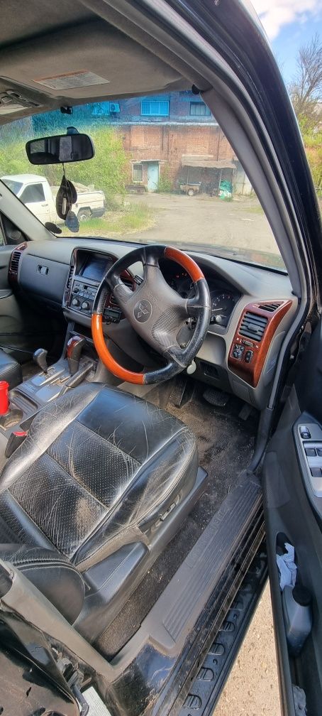 РАЗБОРКА Mitsubishi Pajero Wagon 3 shogun 3.2 Di-D розбір шрот 4m41