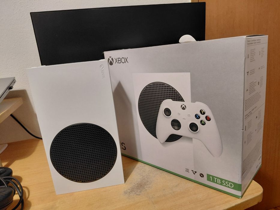 Xbox Series S 1Tb como novo