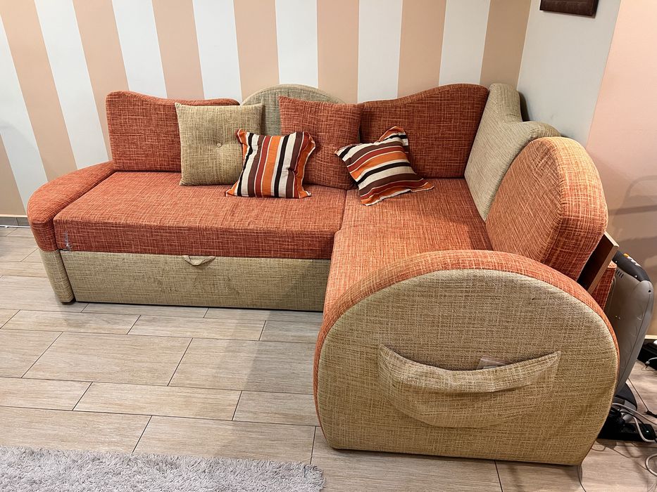 Розкладний кутовий диван