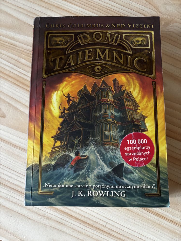 Dom Tajemnic - J.K. Rowling