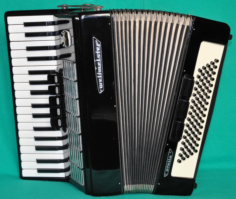Акордеон аккордеон Weltmeister Stella Вельтмейстер Стелла 80 бас. 3/4