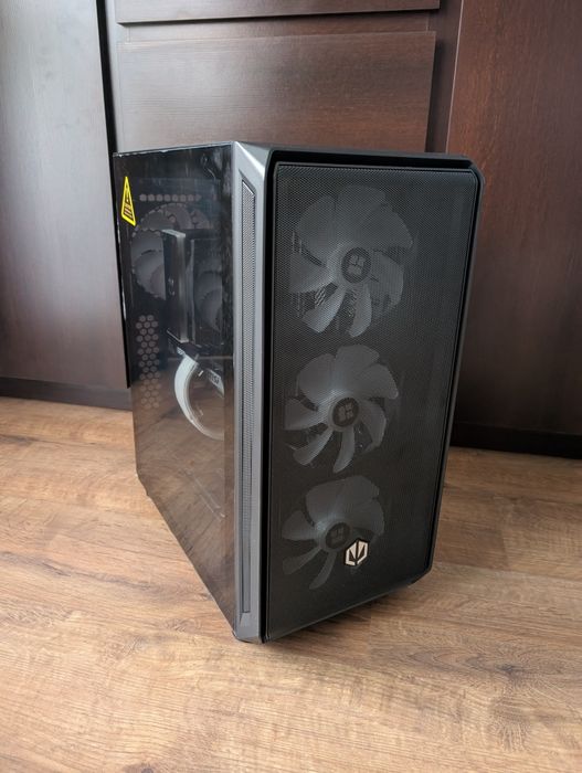 Komputer gamingowy R7 5700X RTX5060TI 32GB 3200 2x1TB wi-fi BT NOWY!
