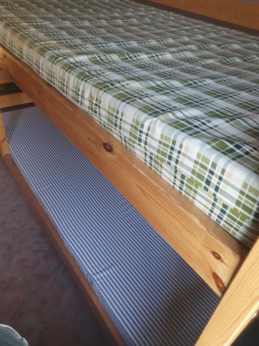 Łóżko Piętrowe Sosnowe