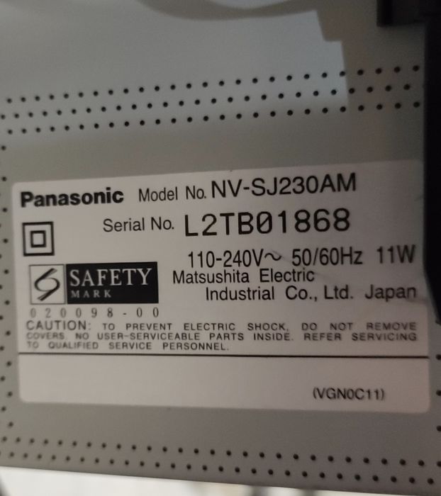 Продам відеомагнітофони Panasonic NVSJ230 та Aiwa