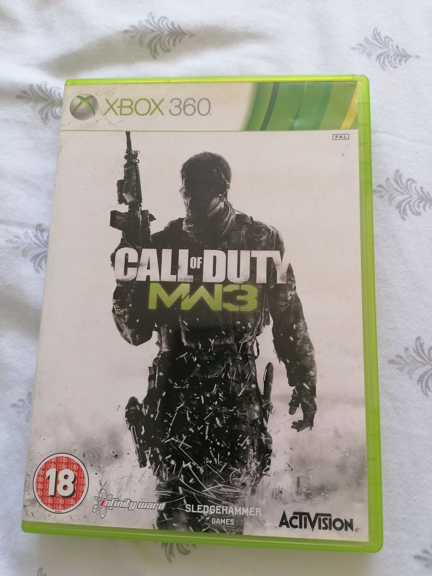 Sprzedam grę na Xbox call of duty