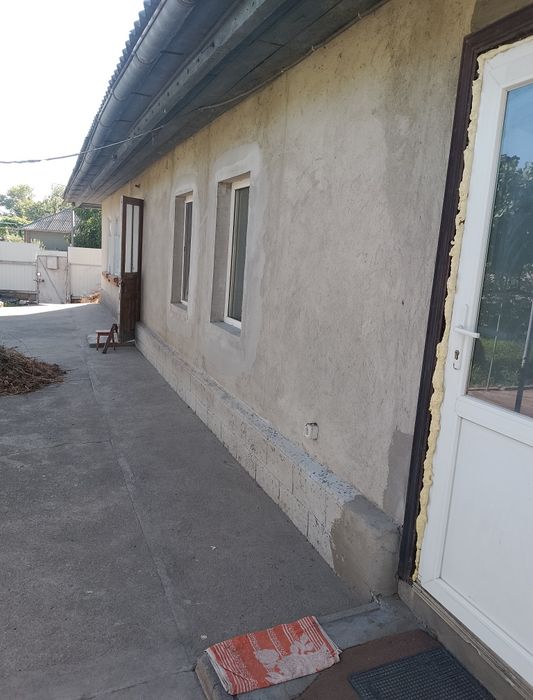 Продам дом разделенный на две половины