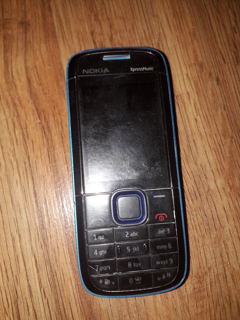 Nokia 5130 e Telefone optimus home