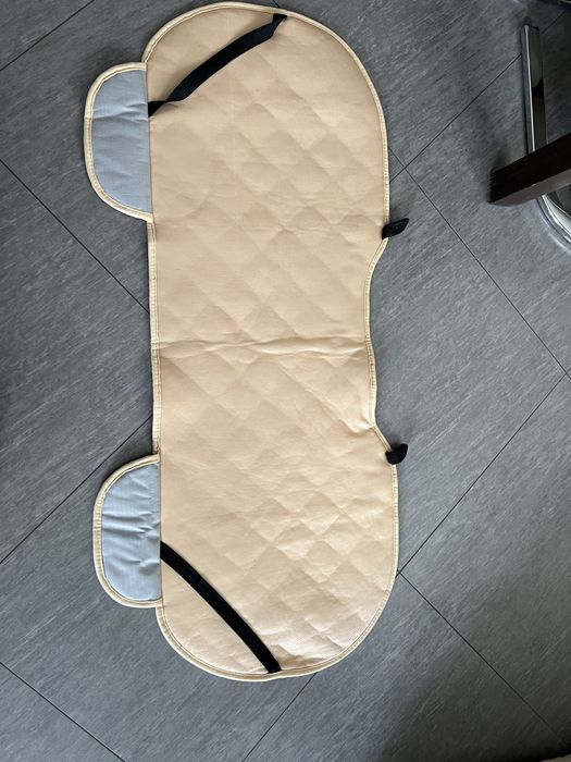 Mata ochronna do auta.