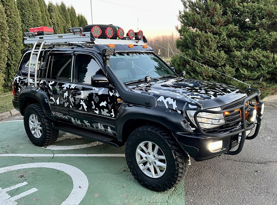 Toyota Land Cruiser 100 4.7 off-road