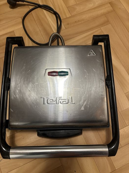 Електрогриль притискний Tefal GC241D38