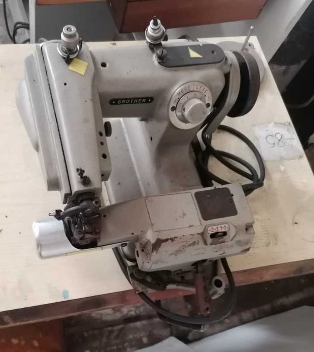 Máquina de costura Brother