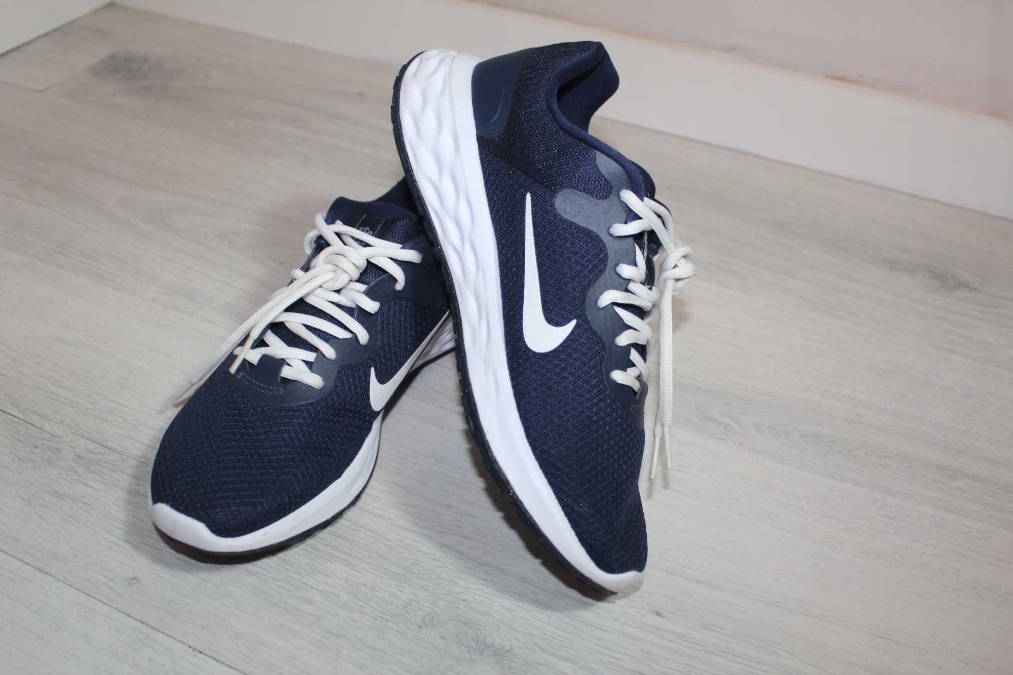 TENIS DE HOMEM NIKE RUNNING 42