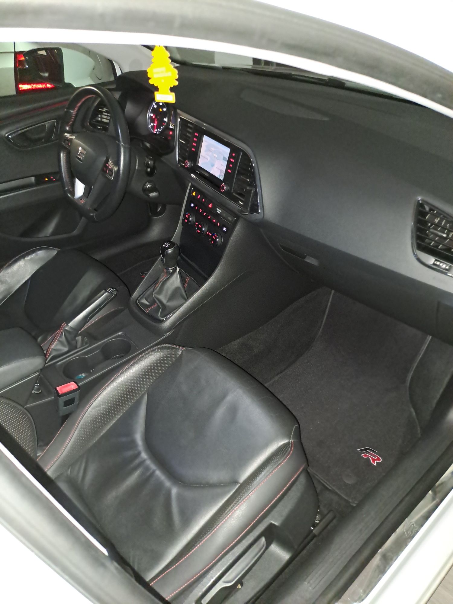 Seat leon st fr 2.0 tdi 184cv