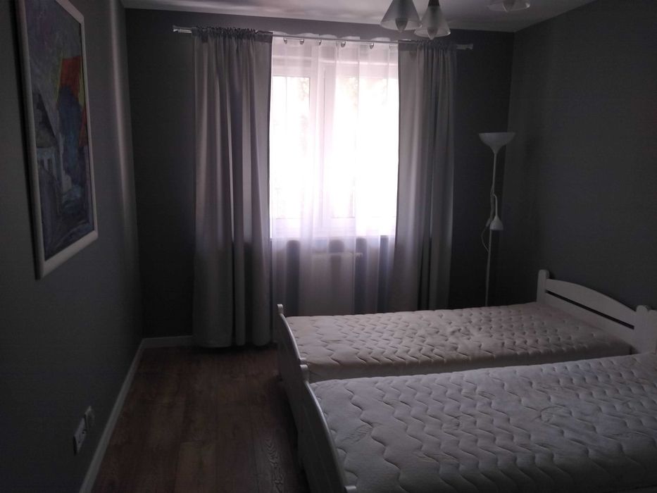 Mieszkanie do wynajęcia : 52m2, 2 pokoje, balkon, garaż, ul. Mała Góra