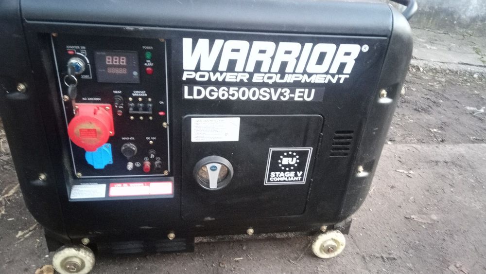 Продам генератор дизельний