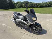 Skuter Yamaha XMax 125cm3