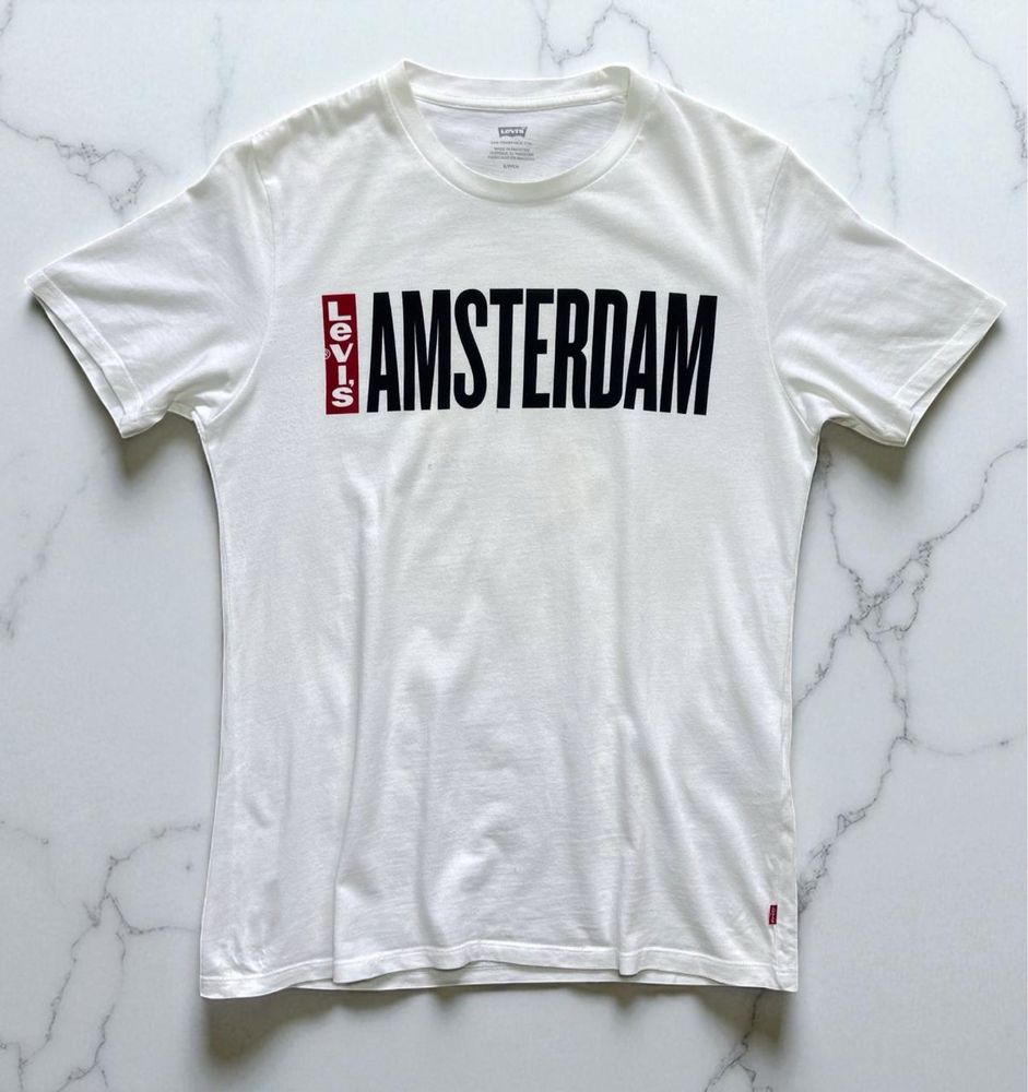 Levi’s Amsterdam T-shirt