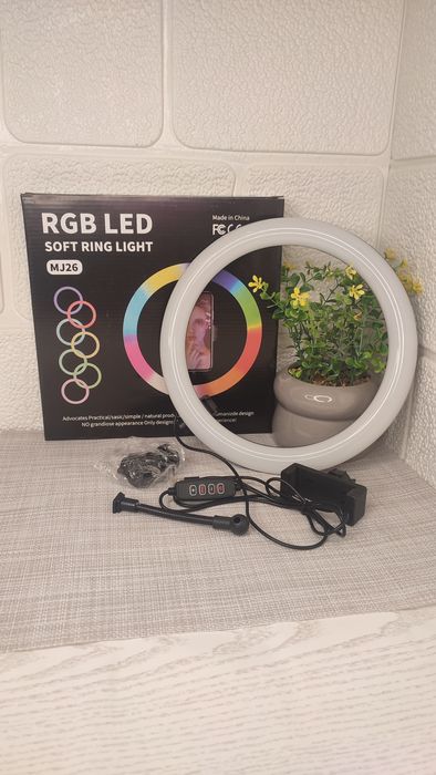 Кільцева лампа MJ 26 , 26 см RGB / Кольцевая лампа 26см разноцветная