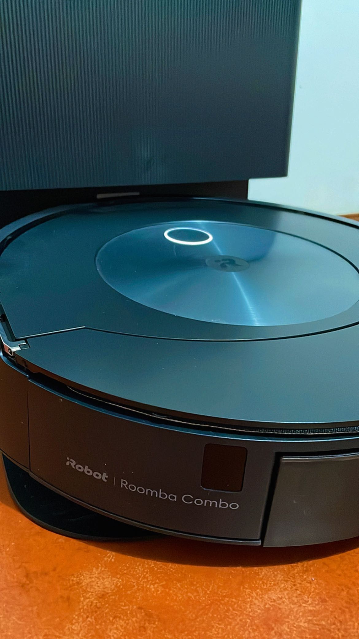 Aspirador Roomba Combo j7+