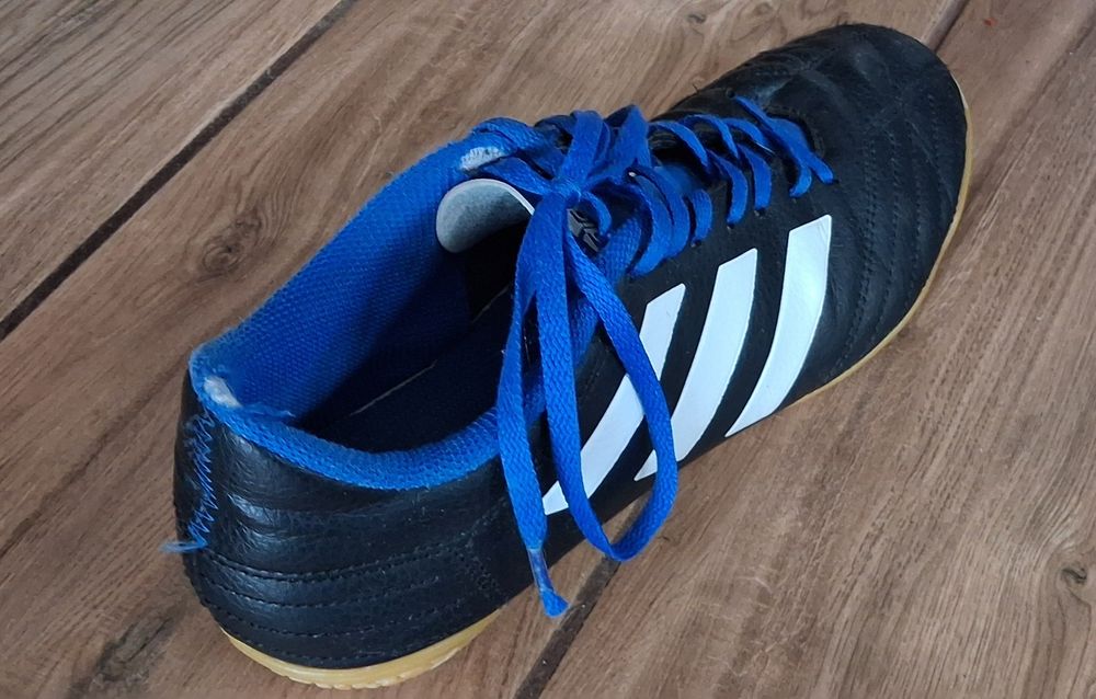 Buty halowe Adidas niebieskie rozmiar 40