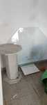 Mesa sala hexagonal com pé de mármore ,e 4 cadeiras