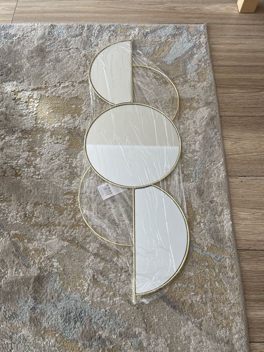 Lustro wiszące złote. Nowe