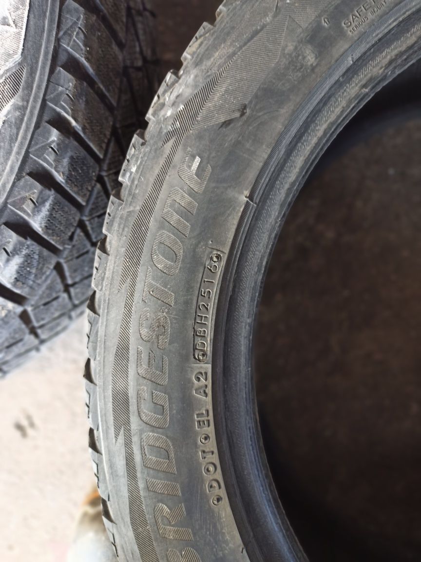 Шини Bridgestone Blizzak зимові 275/50 r20