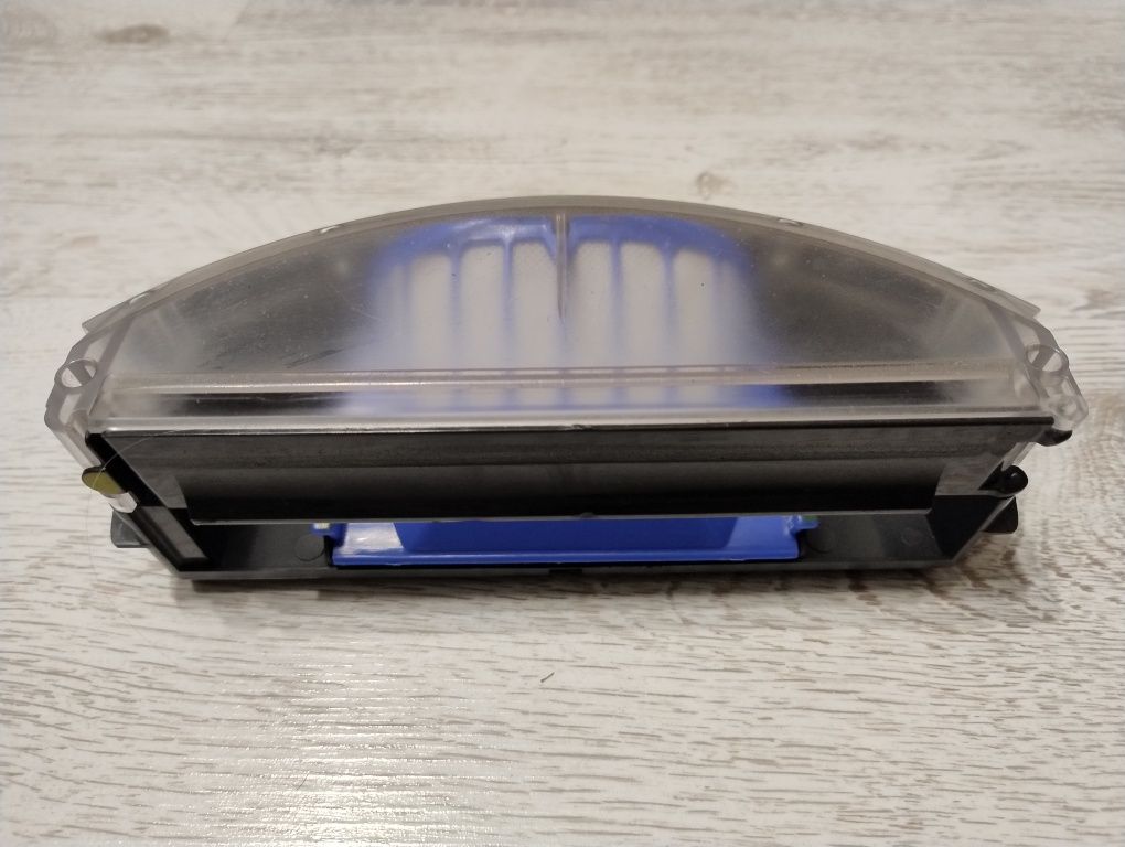 Pojemnik na śmieci z filtrem Irobot Roomba 692