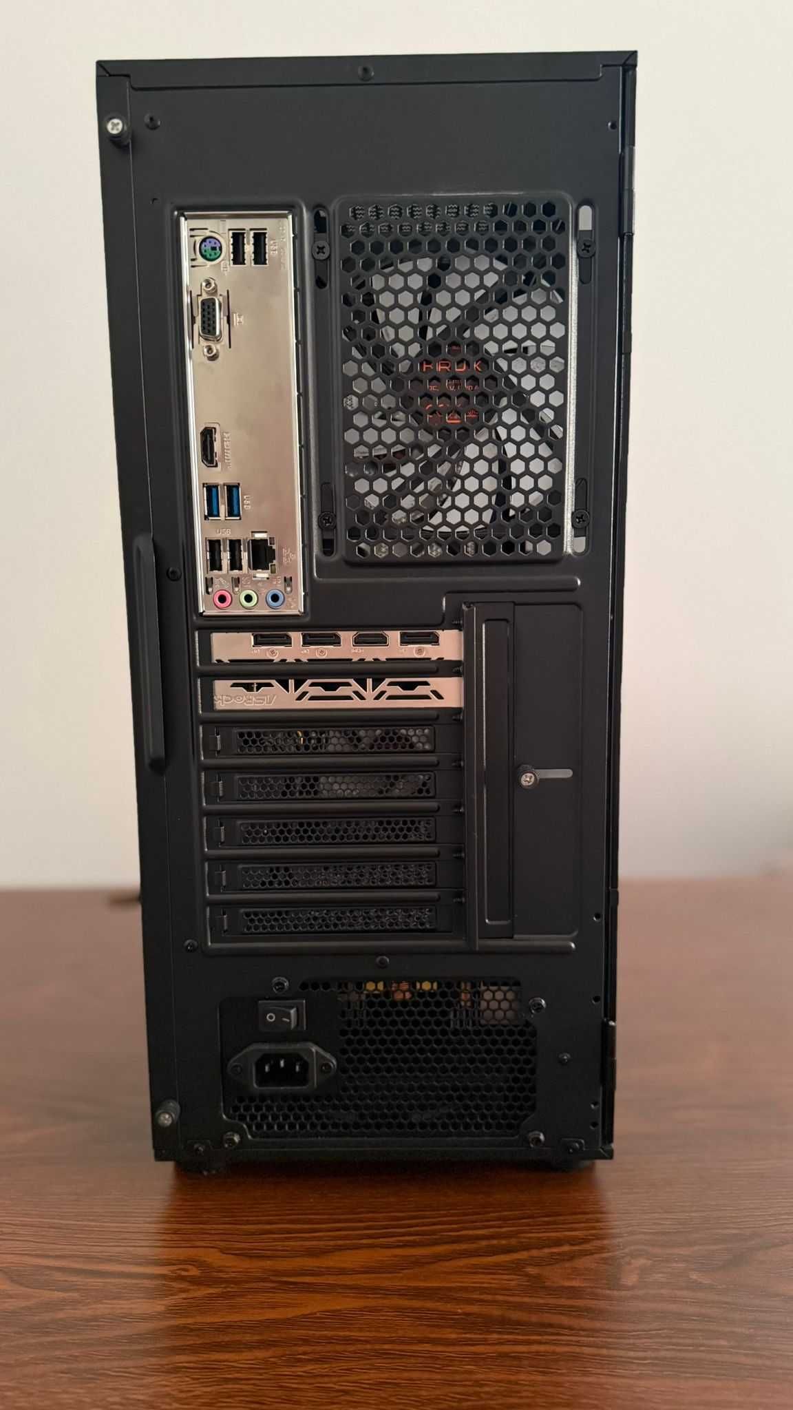 Komputer Game X G100 Core i5-12400F Radeon RX 6600