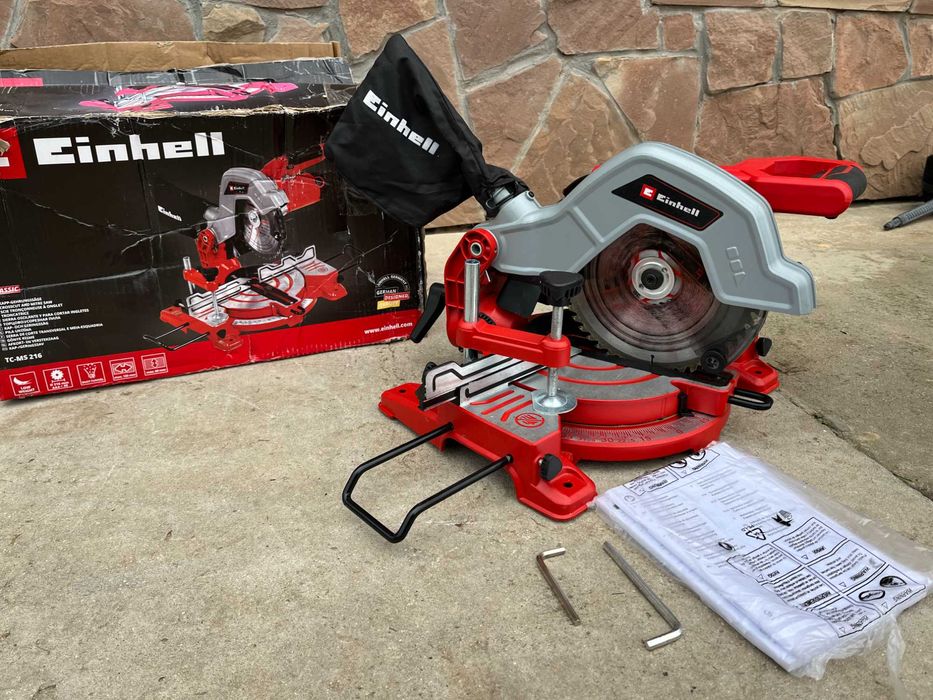 Пила торцювальна Einhell TC-MS 216