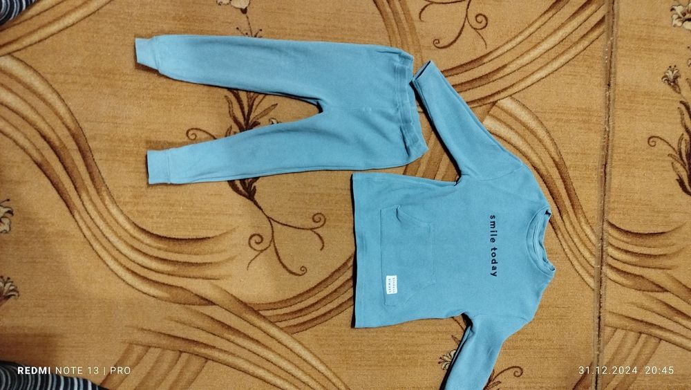 Спортивный костюм для мальчика 2.5-4года