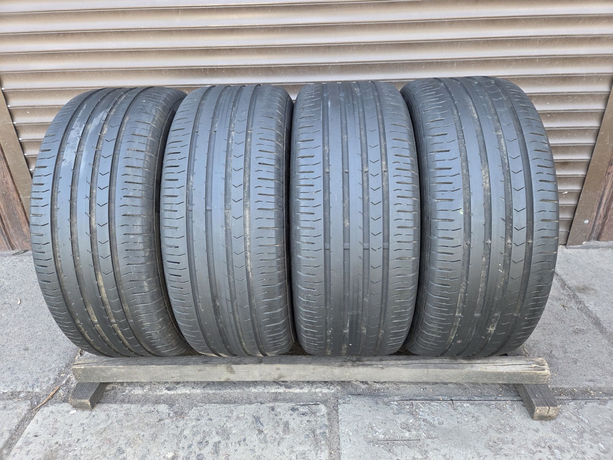 Шини літні 235/55/r17, Continental Conti Premium Contact 5.