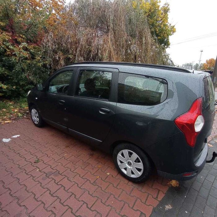 Dacia Lodgy 2012