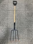 Widły Fiskars gospodarcze drewniany trzonek Z-4