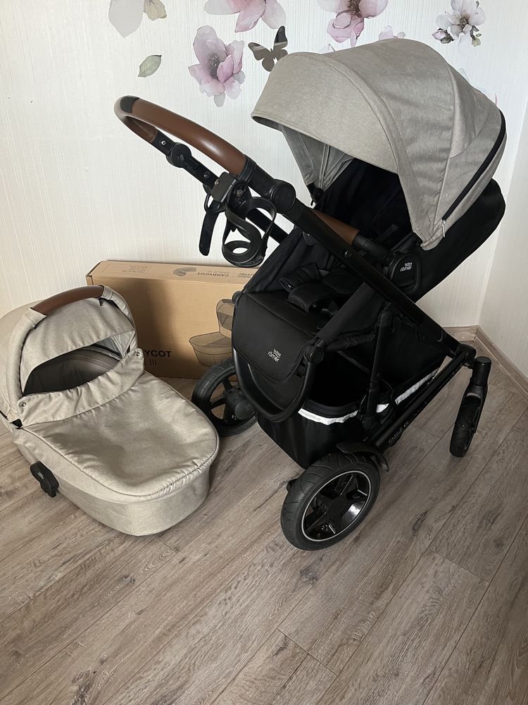 Britax-Romer Smile III Pure Beige 2 в 1